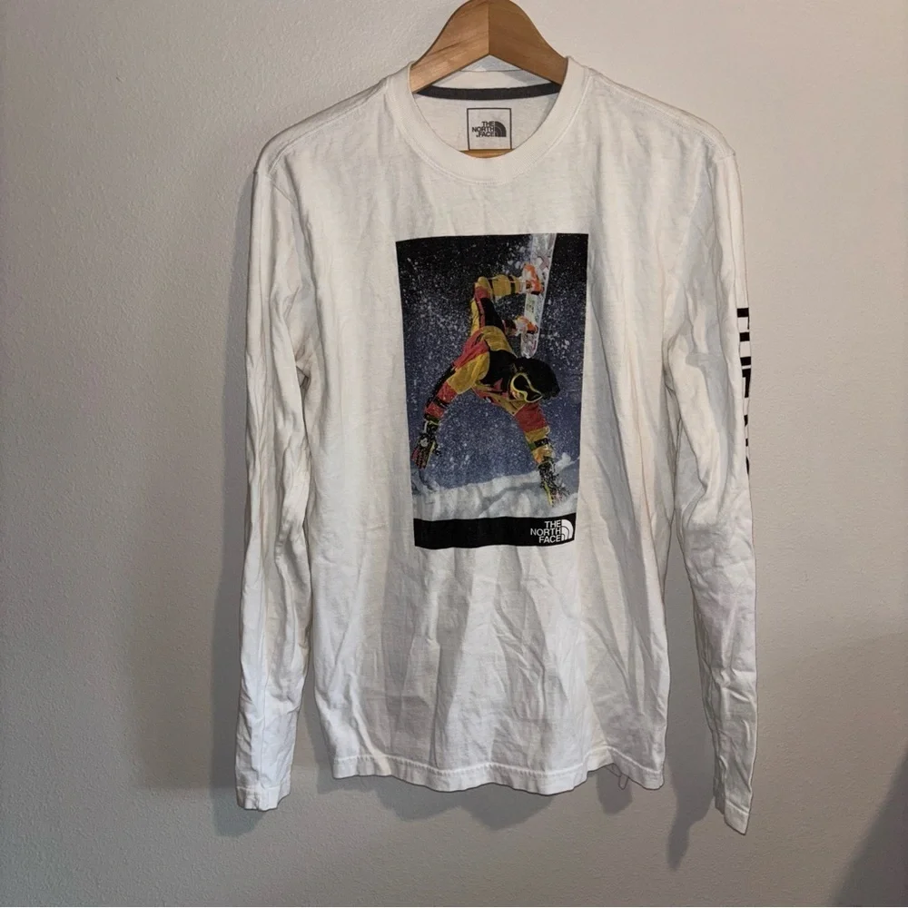 The North Face White Graphic Long Sleeve Shirt Size S